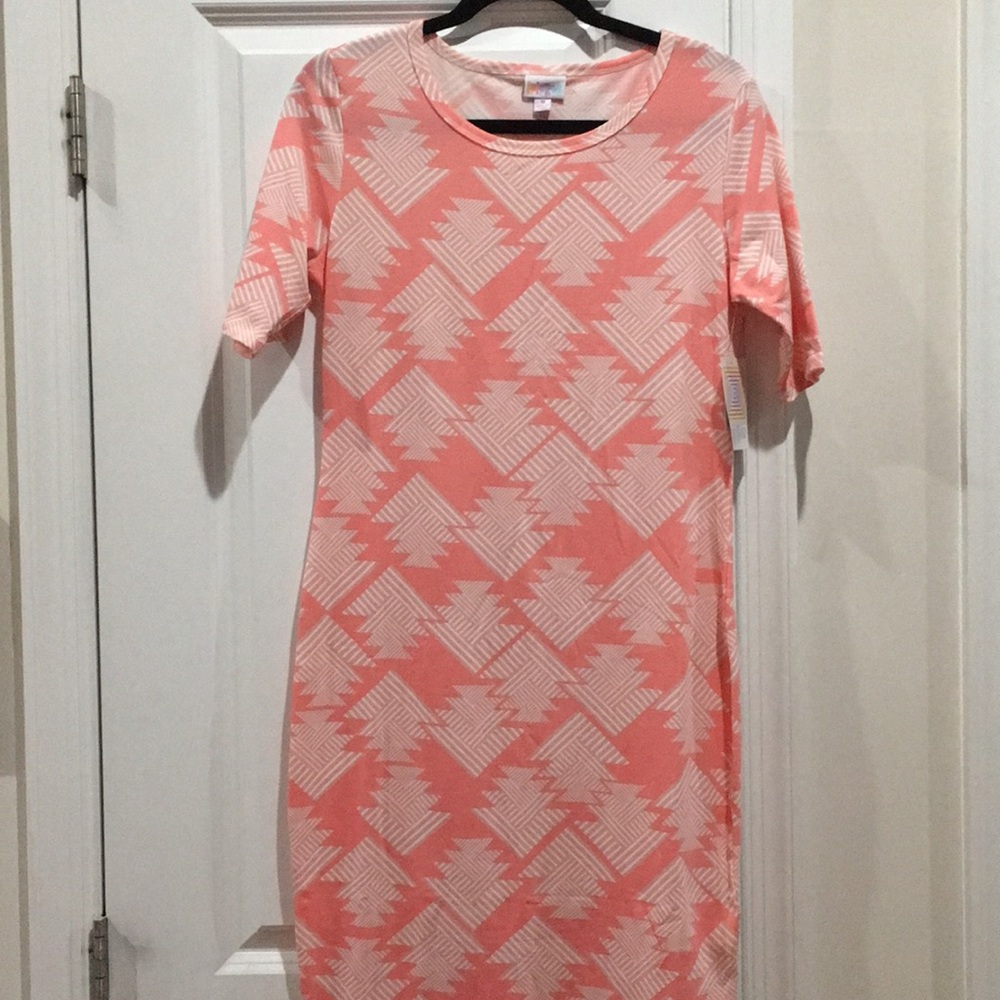 Lularoe Julia size M NWT